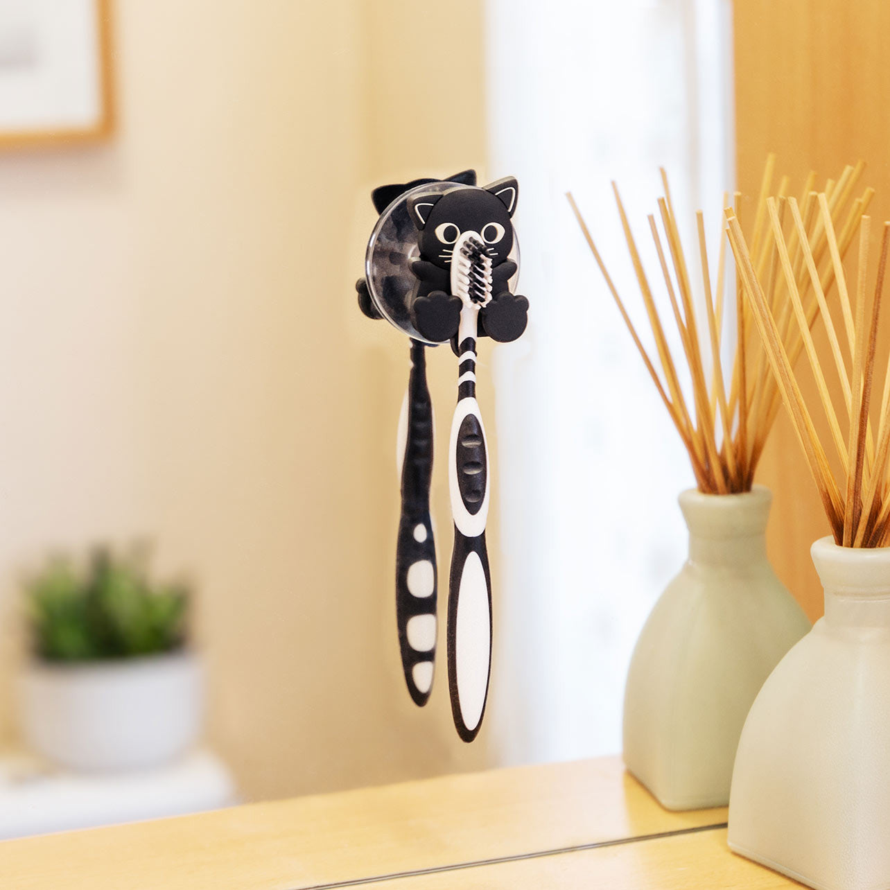 Pylones Diş Fırçası Tutucu – Pylones Ani-Toothi