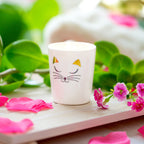white cat tazzina