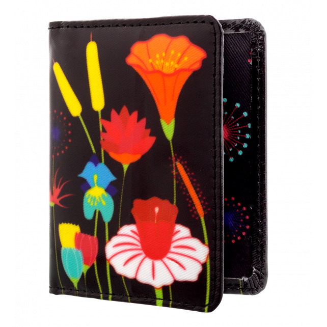 Pylones Kartlık - Voyage - Jardin fleuri
